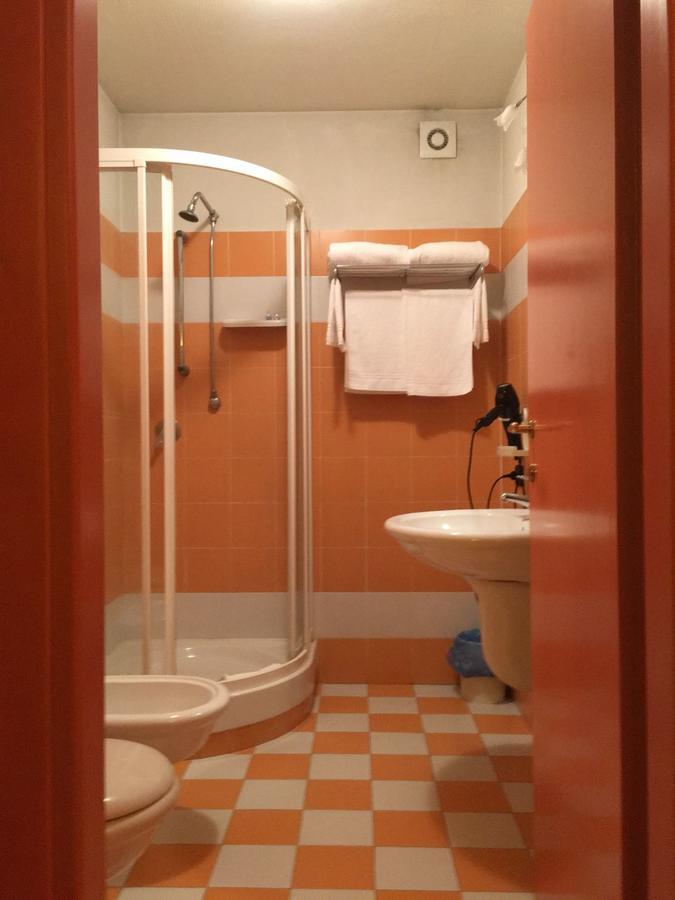 Madama Vigna Hotel Baldichieri Bagian luar foto